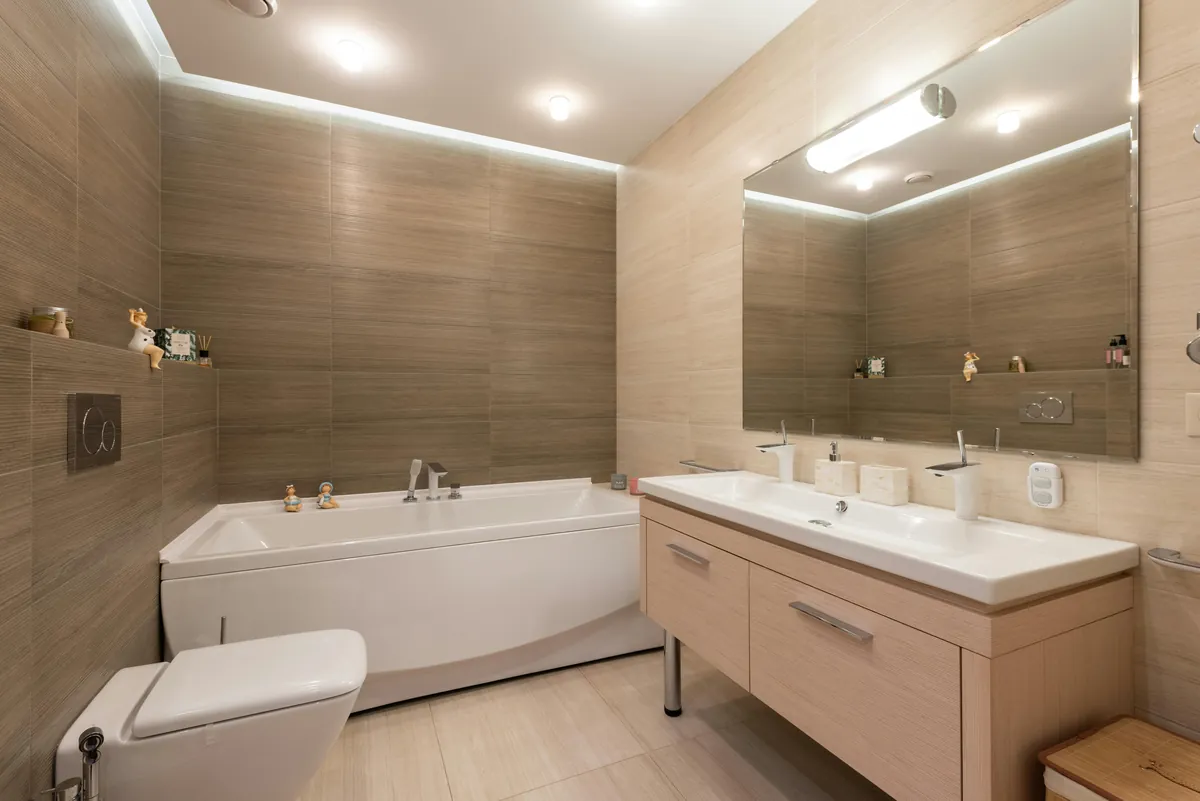 Salle de bain avant covering vinyle